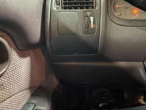 Used 1995 Toyota Corolla DX image 34