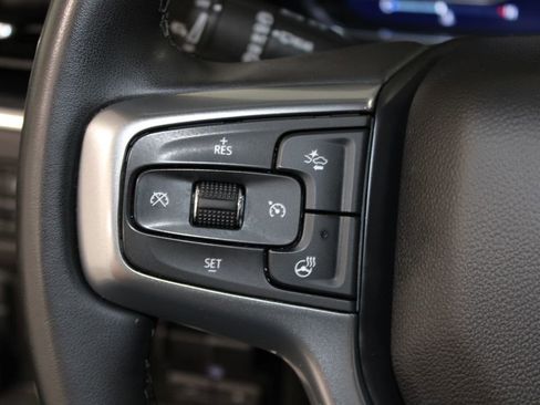 Used 2023 Chevrolet Suburban Z71 w/ Luxury Package image 40