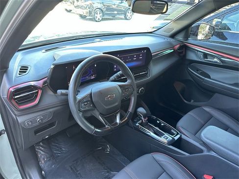 Used 2024 Chevrolet TrailBlazer RS w/ Convenience Package image 20