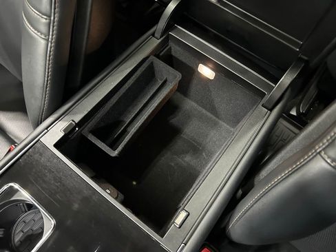 Certified 2025 Lincoln Aviator AWD image 25
