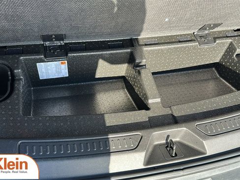 Used 2023 GMC Acadia SLT w/ Trailering Package image 31