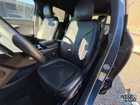 Used 2019 Lincoln Nautilus Reserve image 4