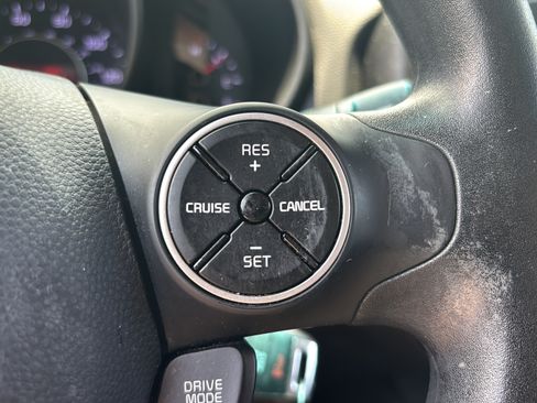 Used 2017 Kia Soul FWD image 24