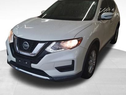 Used 2018 Nissan Rogue SV