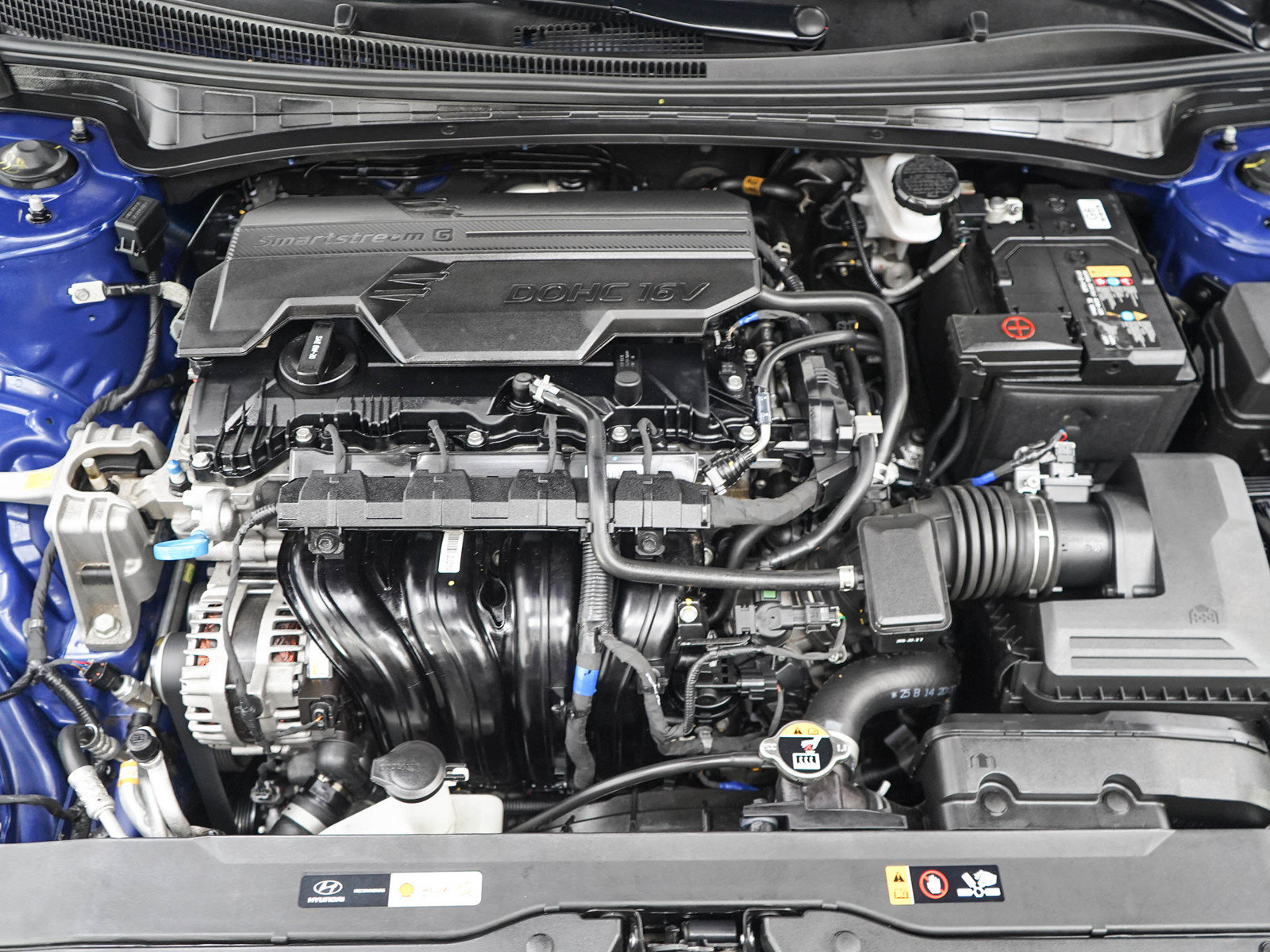 Used 2025 Hyundai Elantra SEL FWD image 26