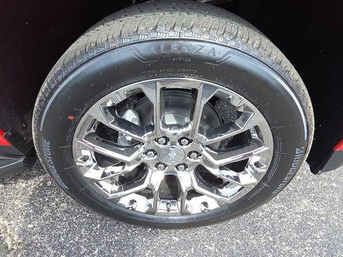 New 2026 Chevrolet Tahoe LT image 10