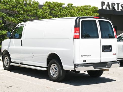 Used 2022 GMC Savana 2500 w/ Driver Convenience Package RWD image 6