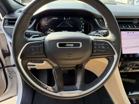 Used 2024 Jeep Grand Cherokee Limited 4xe AWD/4WD image 19