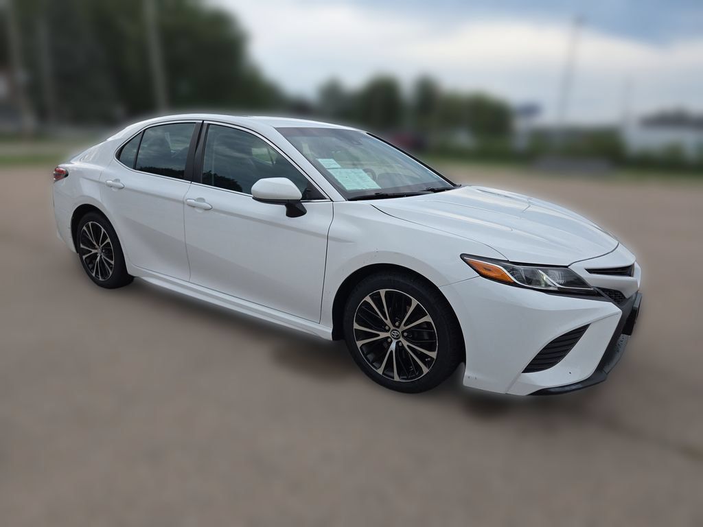 Used 2018 Toyota Camry SE FWD image 10
