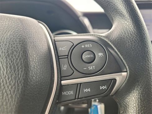 Used 2023 Toyota Camry LE image 27