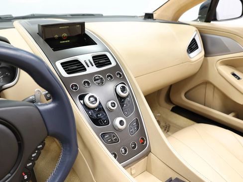 Used 2016 Aston Martin Vanquish Volante RWD image 26