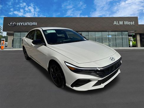 New 2026 Hyundai Elantra Sport image 3