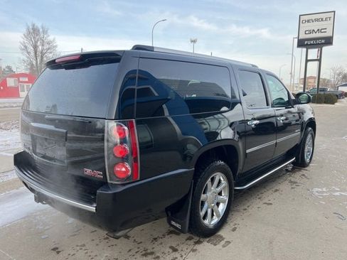 Used 2012 GMC Yukon XL Denali image 6
