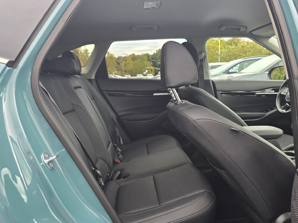 Certified 2026 Kia Seltos EX AWD/4WD image 13