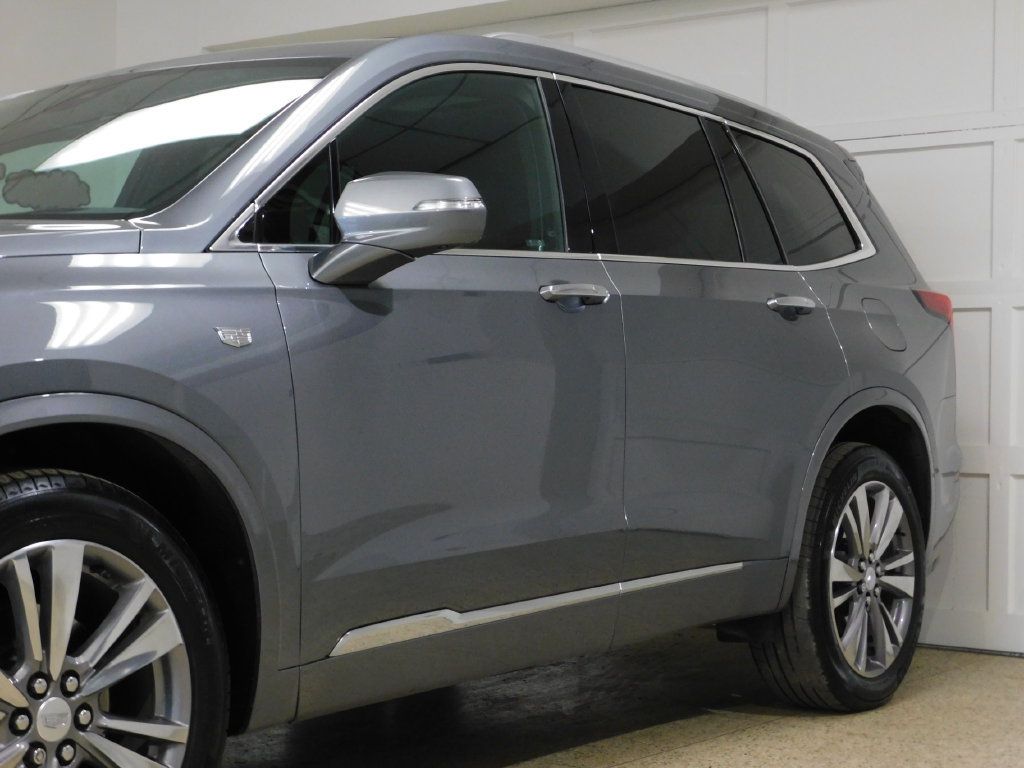 Used 2022 Cadillac XT6 Premium Luxury w/ Technology Package AWD/4WD image 16