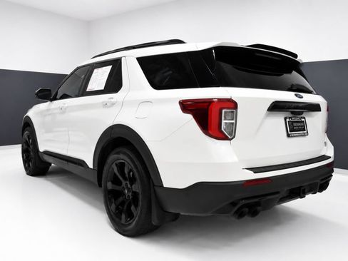 Used 2020 Ford Explorer ST w/ Premium Technology Package AWD/4WD image 3
