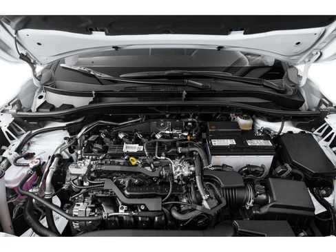 Used 2024 Toyota Corolla Cross XLE image 8