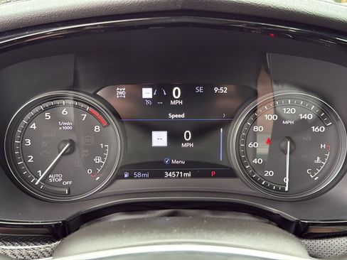 Certified 2024 Cadillac XT5 Sportv w/ Technology Package image 14