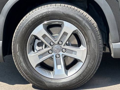 Used 2025 Honda Pilot EX-L image 26