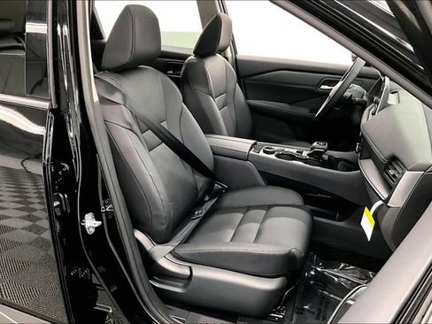 New 2026 Nissan Rogue Dark Armor AWD/4WD image 33