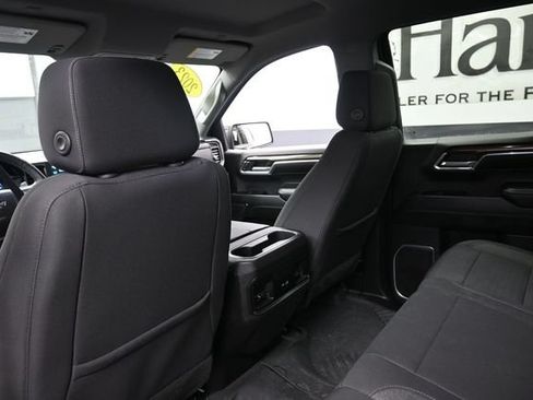 Used 2023 Chevrolet Silverado 1500 RST w/ Z71 Off-Road Package AWD/4WD image 23