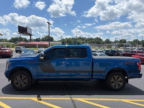 Used 2018 Ford F150 XLT w/ Equipment Group 302A Luxury AWD/4WD image 3