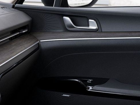 New 2026 Kia K5 EX image 25