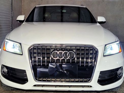 Used 2016 Audi Q5 2.0T Premium Plus w/ Technology Package image 2