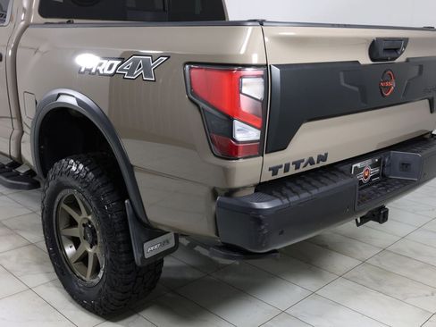 Used 2023 Nissan Titan PRO-4X w/ Pro-4x Convenience Package image 47