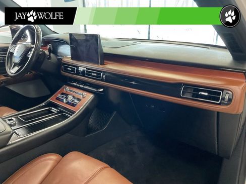 Used 2021 Lincoln Aviator Grand Touring w/ Equipment Group 301A AWD/4WD image 21