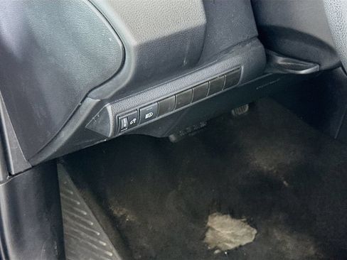 Certified 2024 Toyota Corolla LE FWD image 10
