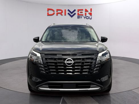 New 2026 Nissan Pathfinder SL FWD image 9
