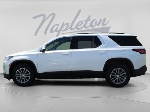Used 2023 Chevrolet Traverse LT AWD/4WD image 4