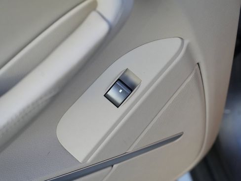 Used 2012 Cadillac CTS Luxury image 32