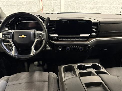Used 2023 Chevrolet Silverado 1500 LT w/ Protection Package AWD/4WD image 14