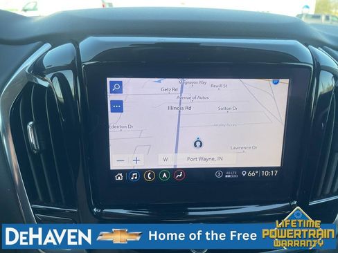 Used 2020 Chevrolet Traverse LT w/ LT Premium Package FWD image 15
