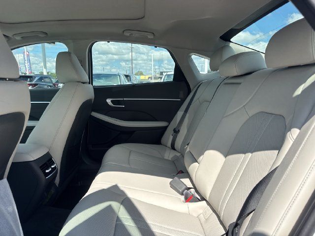 New 2026 Hyundai Sonata Limited FWD image 9