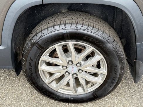 Used 2019 GMC Acadia SLE w/ Driver Alert Package I AWD/4WD image 6
