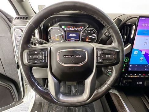 Used 2023 GMC Sierra 3500 Denali w/ Technology Package image 8