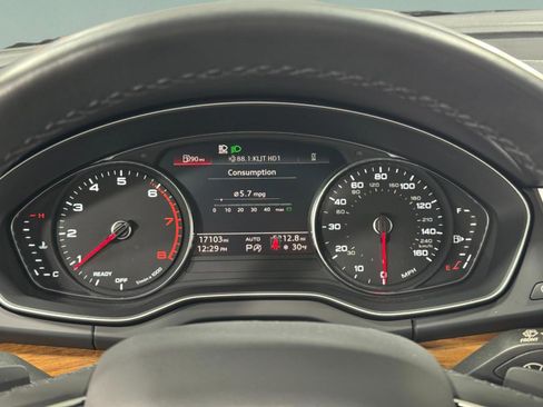 Used 2024 Audi Q5 2.0T Premium image 35