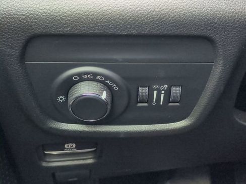 New 2026 Jeep Grand Cherokee Altitude AWD/4WD image 21