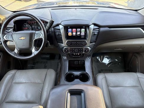 Used 2020 Chevrolet Suburban LT image 21