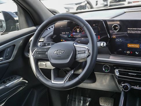 New 2026 Chevrolet Traverse LT FWD image 16