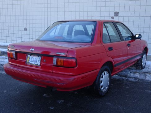Used 1994 Nissan Sentra 2.5 Limited Edition image 8