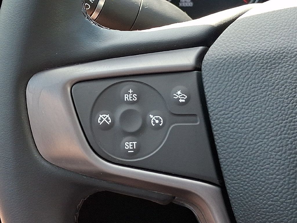 Used 2023 GMC Acadia AT4 AWD/4WD image 22