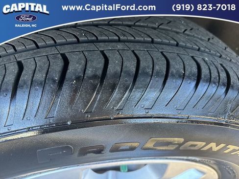 Used 2022 Ford Escape SE image 14