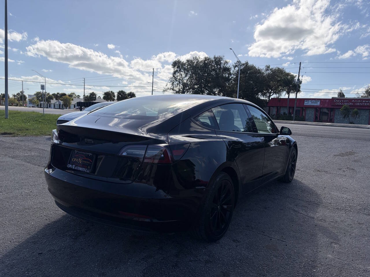Used 2022 Tesla Model 3 RWD image 5