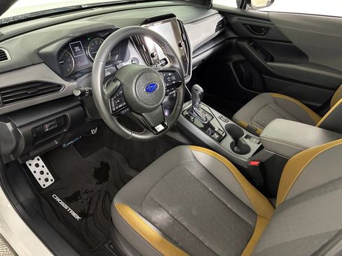 Certified 2025 Subaru Crosstrek 2.5i Sport w/ Crosstrek Mirror Package image 18