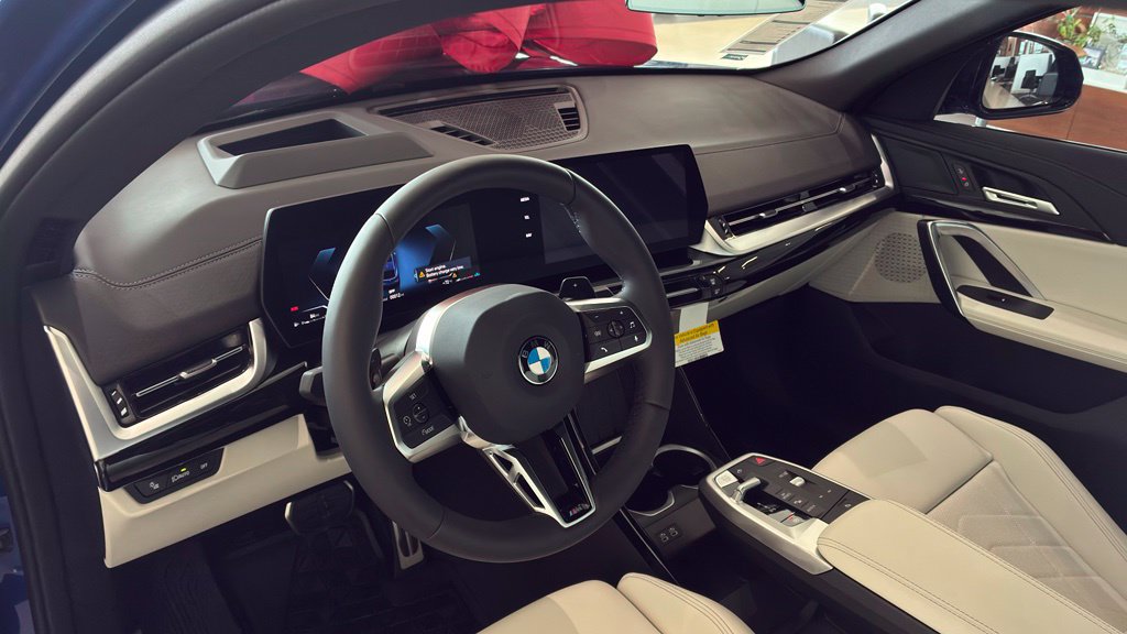 New 2026 BMW X2 xDrive28i w/ Technology Package AWD/4WD image 17