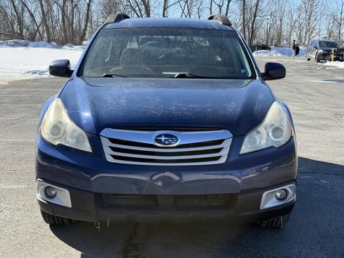 Used 2011 Subaru Outback 2.5i Premium w/ All-Weather Pkg image 2
